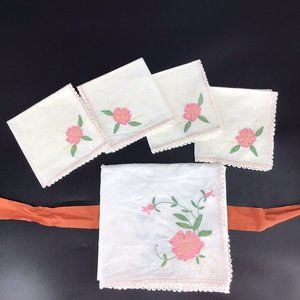 Vintage Set Hand Embroidered Table Tablecloth 40"x42" & 4 Napkins 13"x13" *READ*